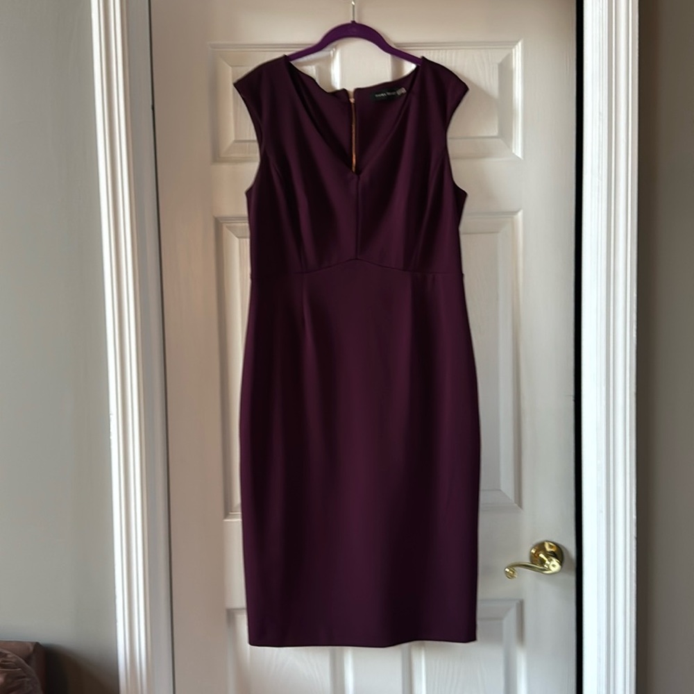 NWT Ivanka Trump Secret Weapon dress. Beautiful wine color w/ rose gold zipper.